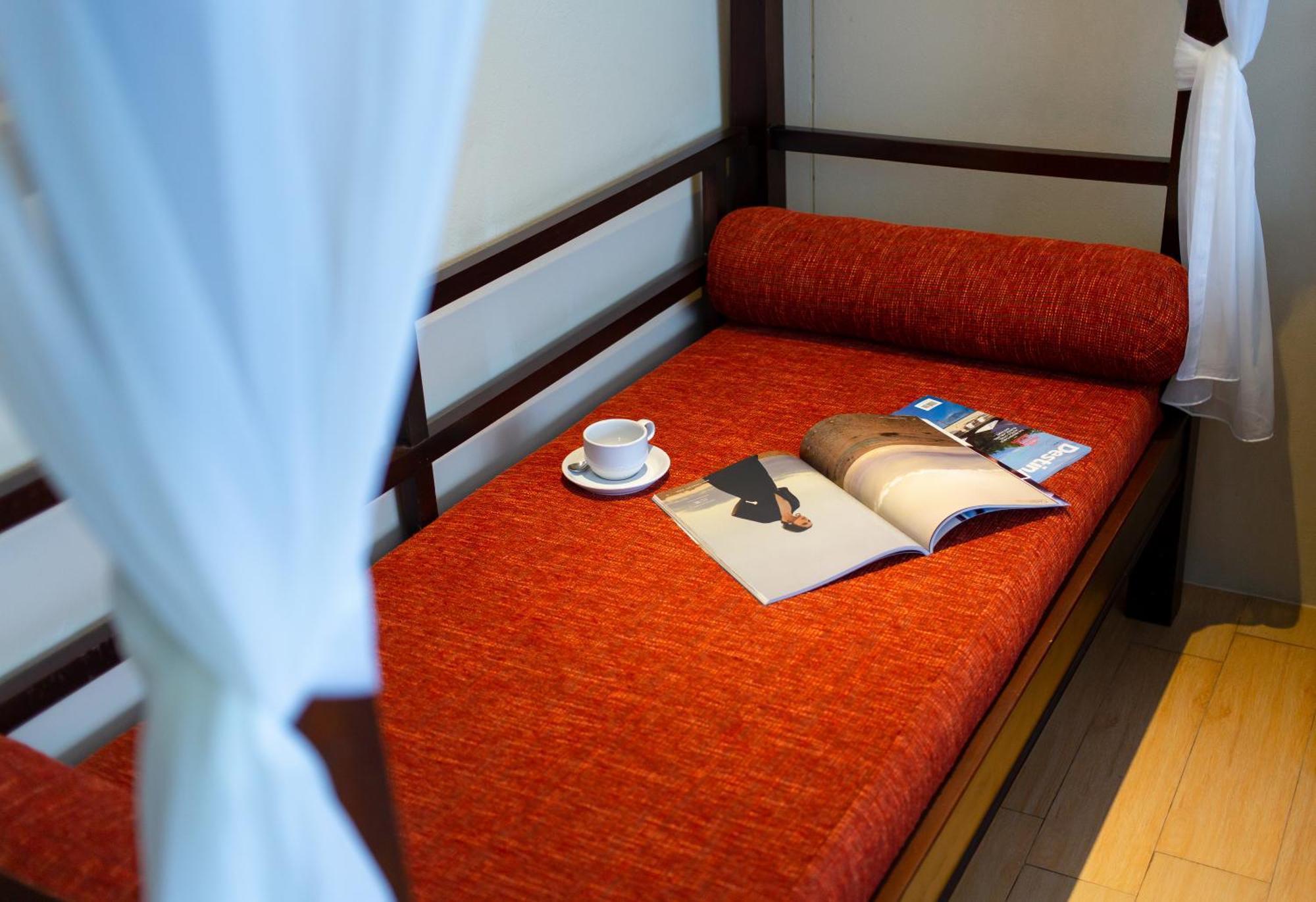 Blue Bay Resort - Access To Pool And Beach-Phuket & Krabi Ko Yao Εξωτερικό φωτογραφία A futon