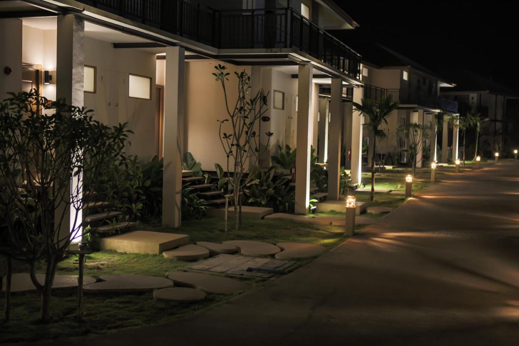 Blue Bay Resort - Access To Pool And Beach-Phuket & Krabi Ko Yao Εξωτερικό φωτογραφία Residential area